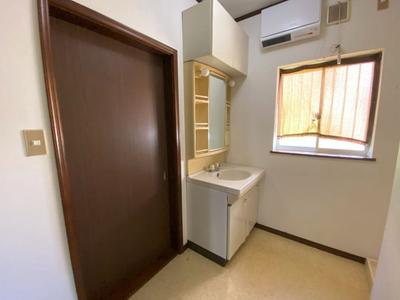 Renovated 3-Story House with Ocean Views Near Ajiro Station — Image 3, Atami, Shizuoka