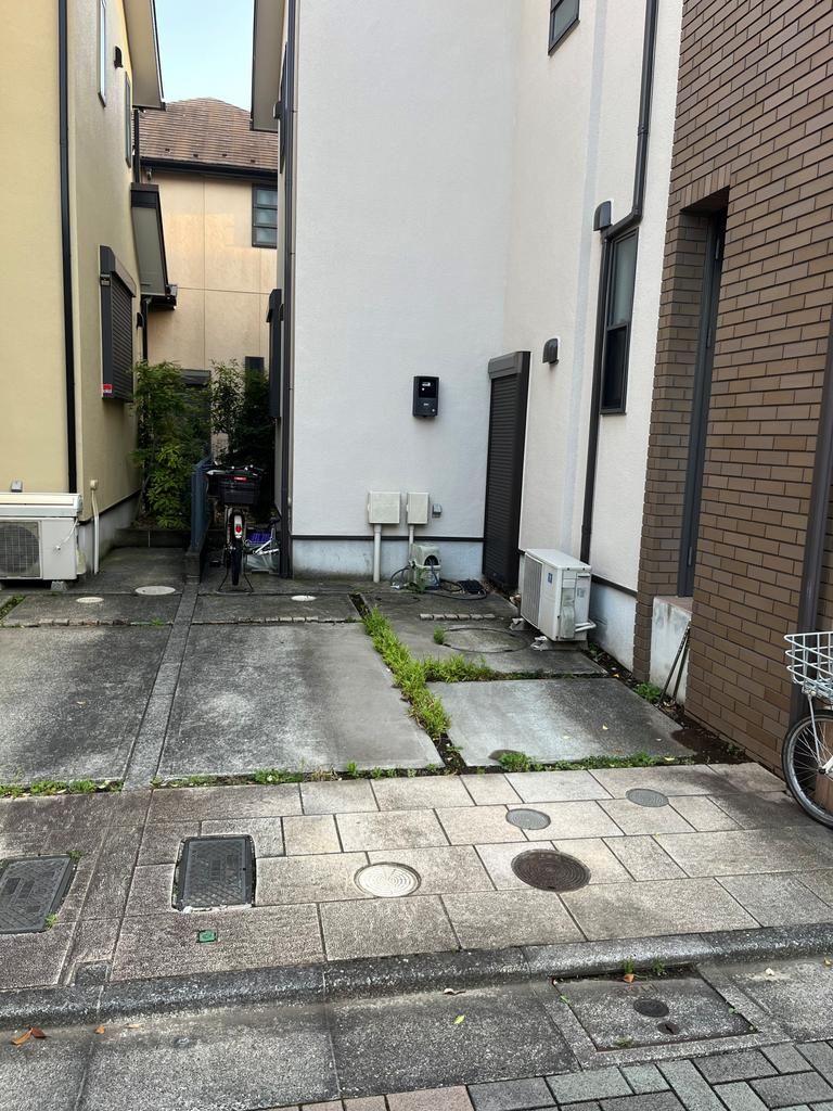 4LDK House for Sale in Kita-Suna, Koto City, Tokyo - Thumbnail 2