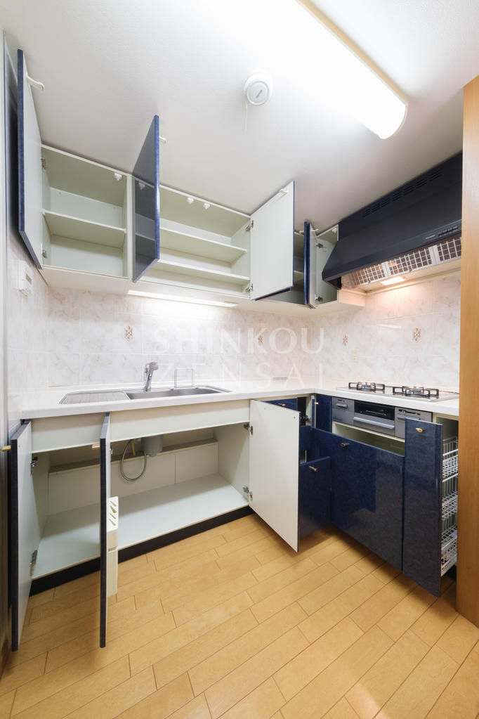 3LDK Apartment in Akita City with South-Facing Balcony - Thumbnail 4