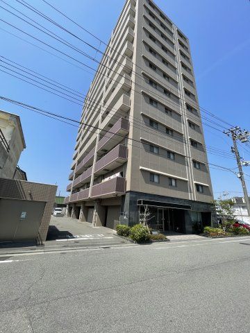 3LDK Apartment for Sale in Wakayama City, Wakayama Prefecture - Thumbnail 3