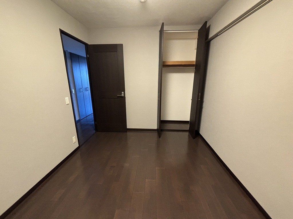 3LDK Apartment for Sale in Nara City, Nara Prefecture - Thumbnail 2