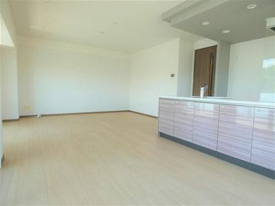 3LDK Apartment in Kitakyushu - Grand Palace Eiganomaru Forest — Image 4, Yahatanishi, Fukuoka