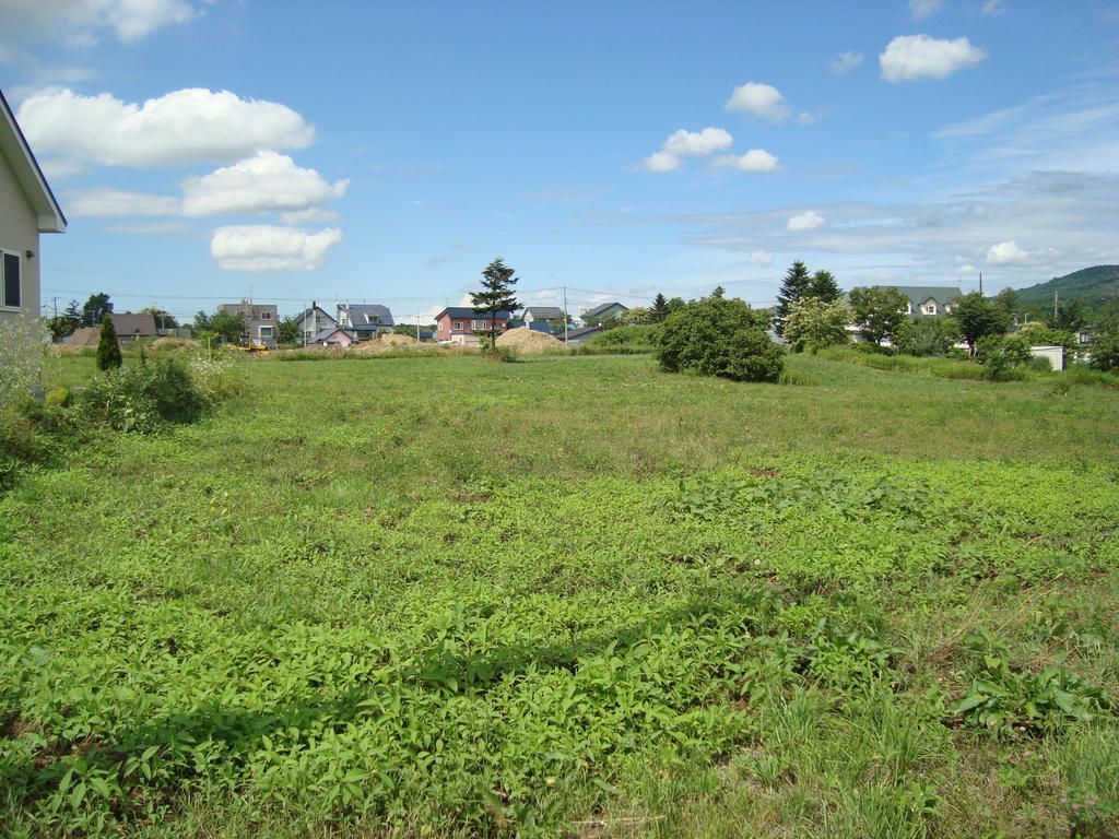 Large Vacant Land Plot in Quiet Bibai, Hokkaido - Thumbnail 3