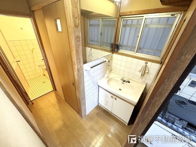 5DK House for Sale in Shijonawate, Osaka - Thumbnail 4