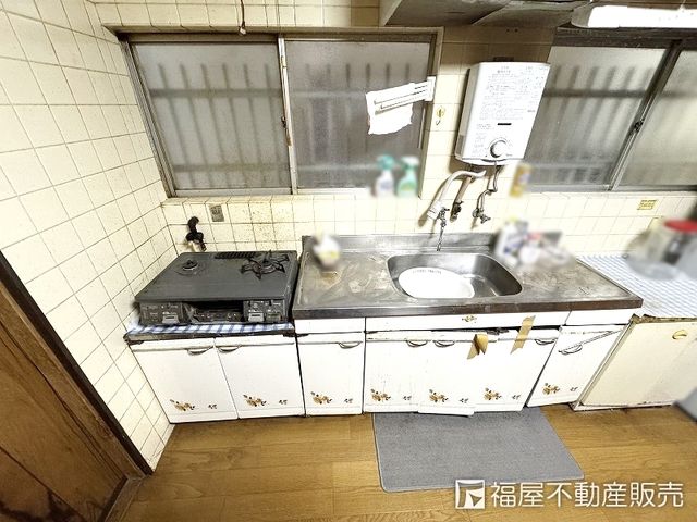 5DK House for Sale in Shijonawate, Osaka - Thumbnail 2