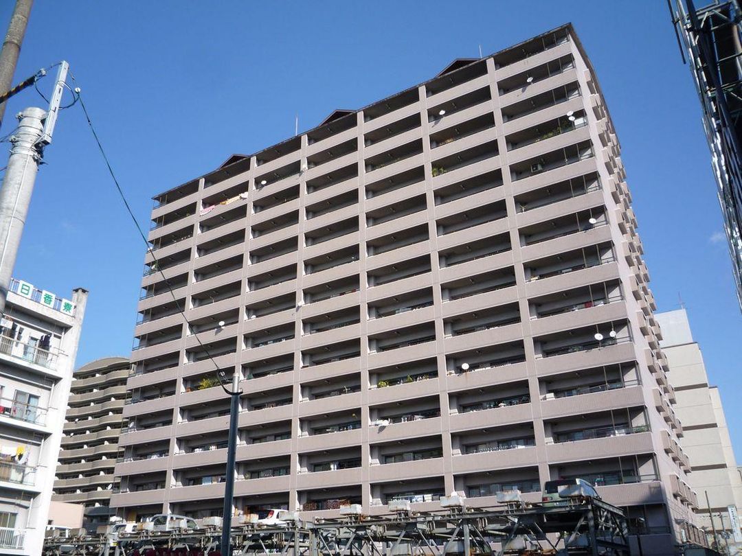 3LDK Condo in Oita City Near JR Station with Balcony - Thumbnail 2