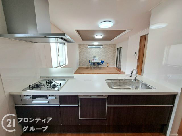 4LDK Family Home in Higashiōsaka with Parking - Thumbnail 4