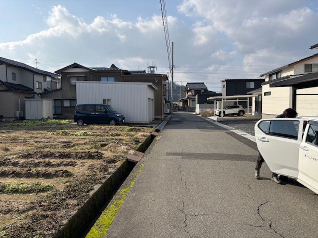 New ZEH House with 5.64kW Solar in Fukui City, 3LDK - Thumbnail 3