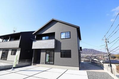 5LDK House for Sale in Kure, Hiroshima — Image 1, Kure, Hiroshima