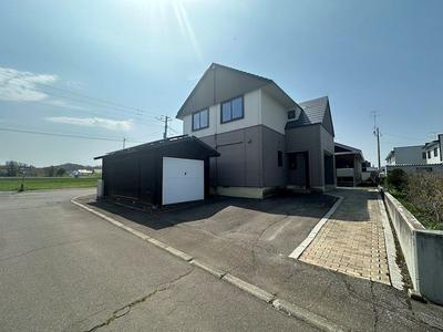 3LDK House in Bihoro Hokkaido with Solar Panels — Image 2, Bihoro, Hokkaido