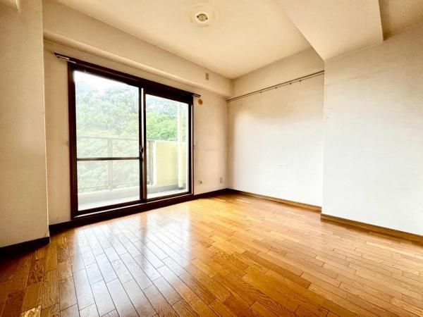 Suma Ichinotani Green Heights B 3LDK Apartment for Sale in Kobe - Thumbnail 4