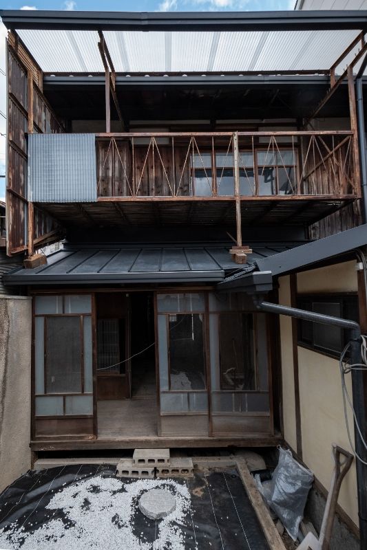 Unrenovated Kyoto Machiya for Sale Near JR Enmachi Station - Thumbnail 2