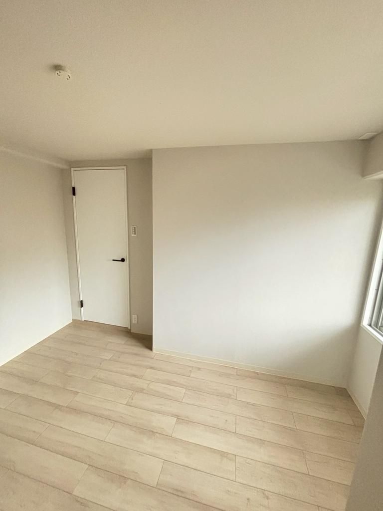 Renovated 3LDK Apartment for Sale near Kofune Station, Uji - Thumbnail 4