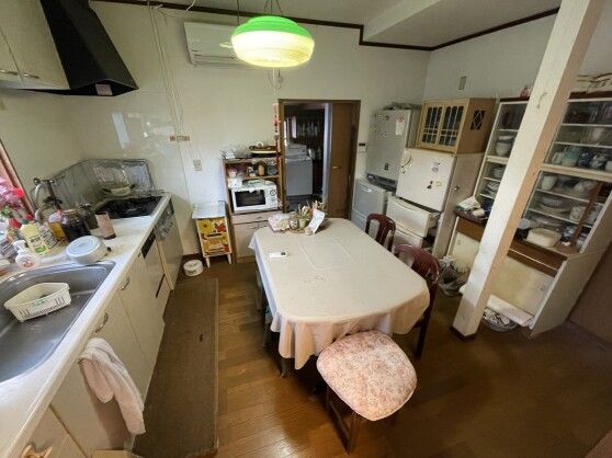 Traditional 8DK House for Sale in Kinokawa City, Wakayama - Thumbnail 2