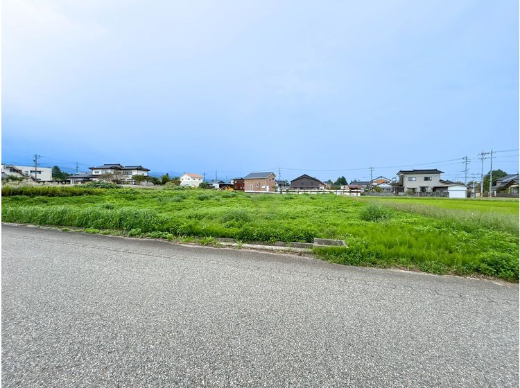 Large 1778 sqm Land Plot in Kamiichi, Toyama for Agricultural Use - Thumbnail 4