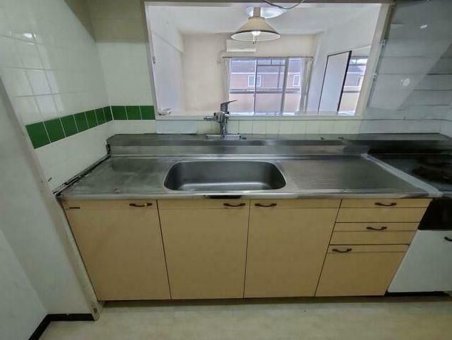 4LDK Apartment in Oita City with Balcony - Thumbnail 2
