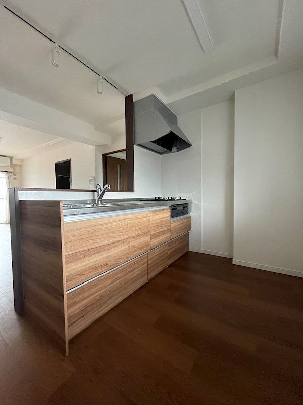 Sunlife Asaka 3LDK Apartment in Kitakyushu - Thumbnail 4