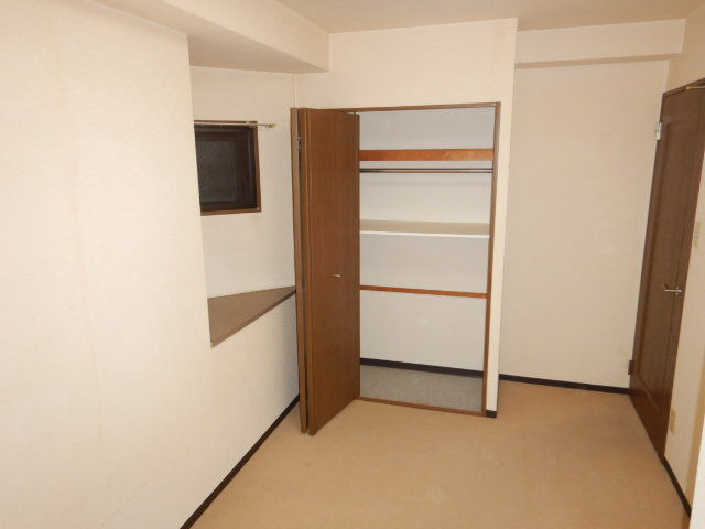Neo Heights Tomio Ekimae 3LDK Apartment for Sale in Nara - Thumbnail 4