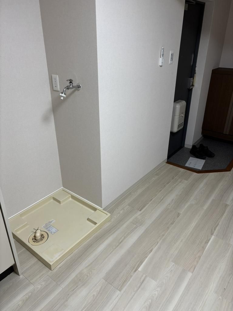 Renovated 1DK Condo for Sale in Rexel Kofu, Yamanashi - Thumbnail 3