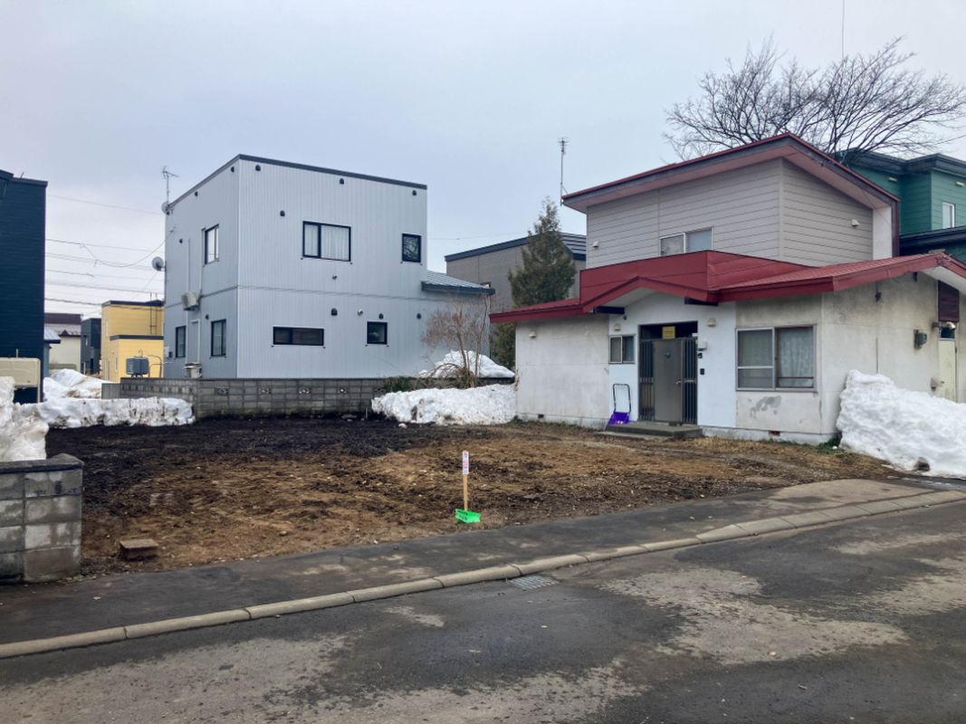 Land for Sale in Sapporo's Shiroishi Ward - 150sqm Plot - Thumbnail 2