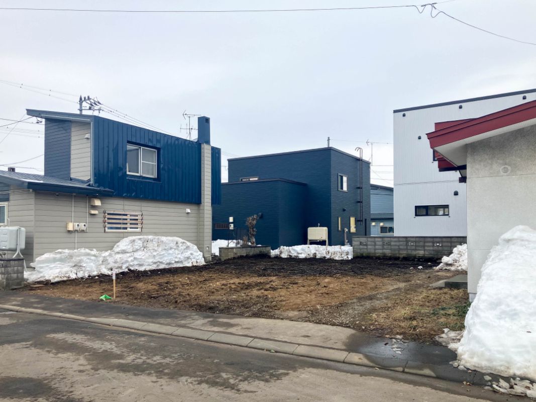 Land for Sale in Sapporo's Shiroishi Ward - 150sqm Plot - Thumbnail 3