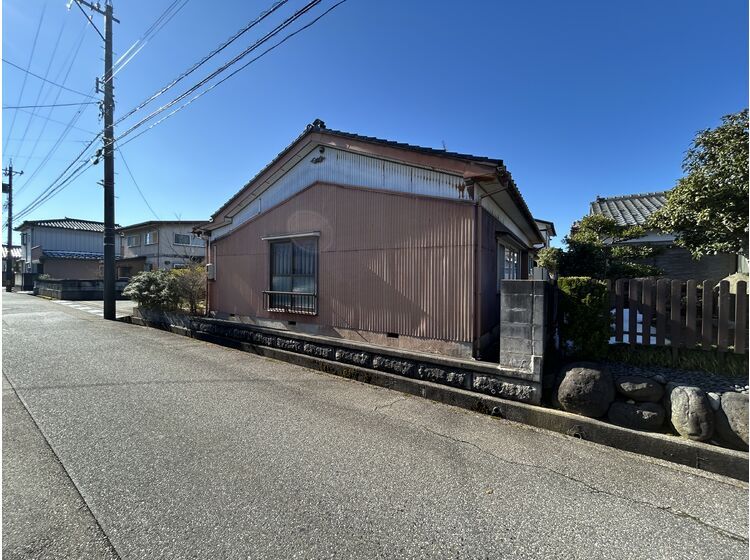 95 Tsubo Corner Land for Sale in Takaoka, Toyama - Thumbnail 2