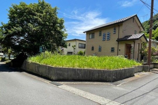 Vacant Corner Lot for Sale in Yugawara, Kanagawa - Thumbnail 2