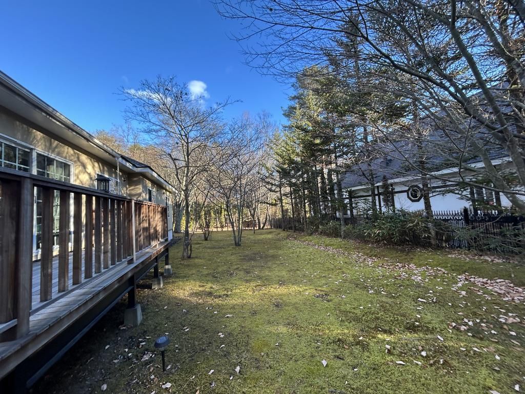 Spacious 3LDK Villa for Sale in Karuizawa, Nagano - Thumbnail 3