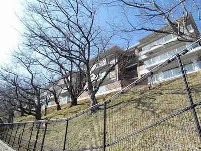 4LDK Apartment in Kitakyushu with Balcony — Image 1, Yahatahigashi, Fukuoka