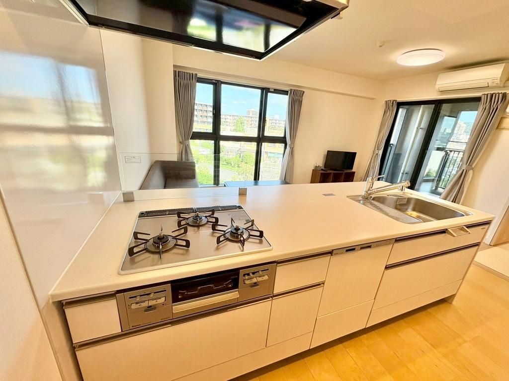 City Garden BONJONO C Building 3LDK Condo in Kitakyushu - Thumbnail 2