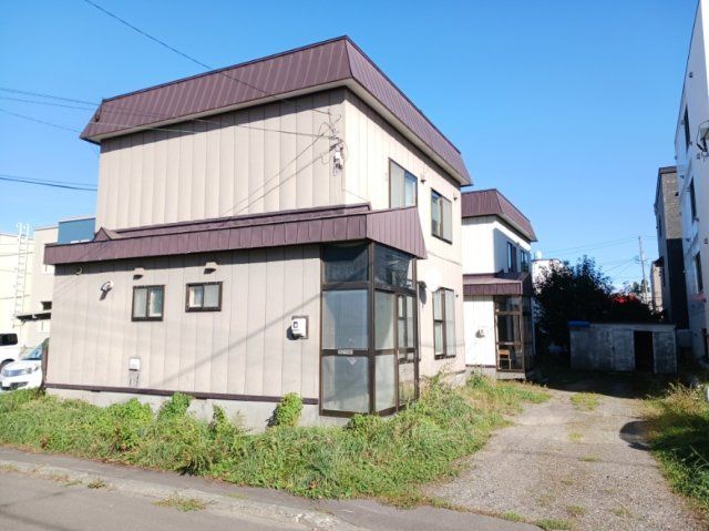 Land for Sale in Sapporo Kita Ward with Old House - Thumbnail 4
