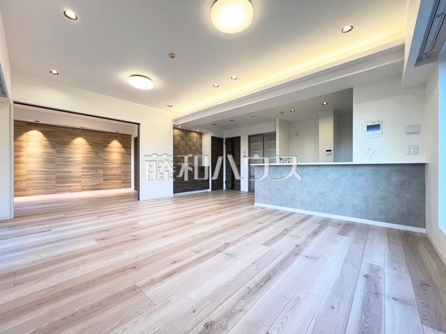 J-City Chitose Karasuyama 3F 4LDK Apartment for Sale in Setagaya - Thumbnail 2