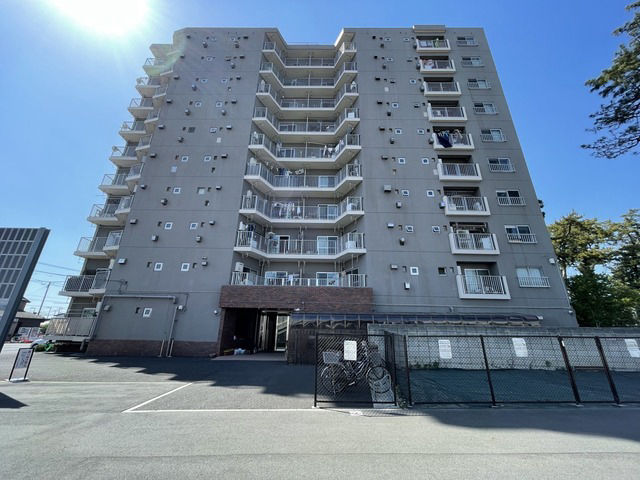 1LDK apartment in Ichikawa with balcony near Sugano Station - Thumbnail 3