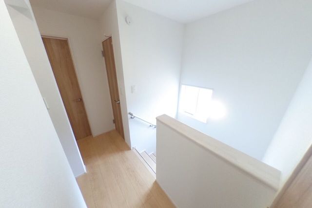 Newly Built 4LDK House in Chuo City, Yamanashi - 113.65m² - Thumbnail 4