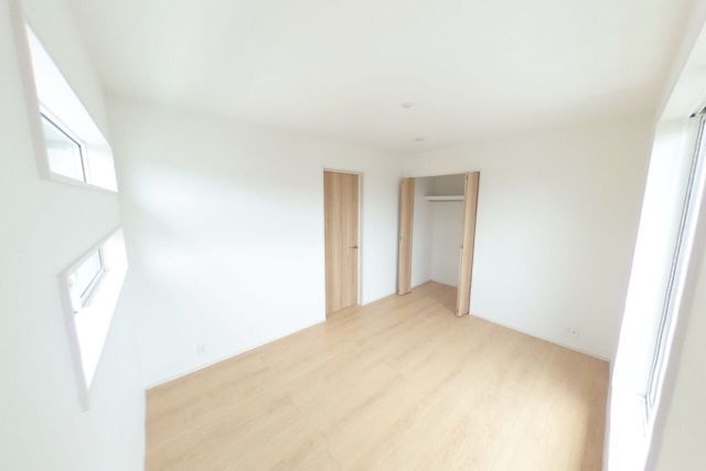 Newly Built 4LDK House in Chuo City, Yamanashi - 113.65m² - Thumbnail 2