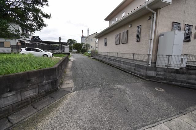 218 sqm Residential Land for Sale in Satsumasendai, Kagoshima - Thumbnail 3