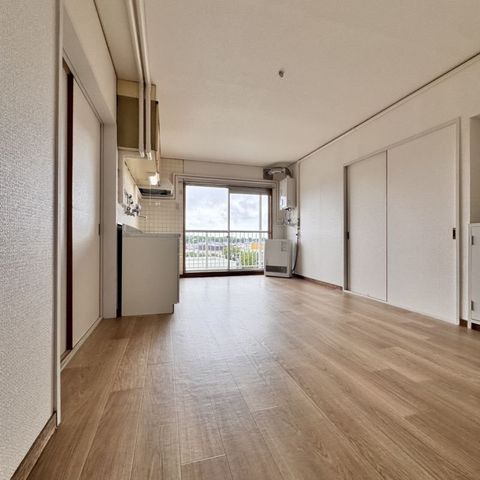 Renovated 3LDK Apartment in Tomakomai Hishincho - Thumbnail 4