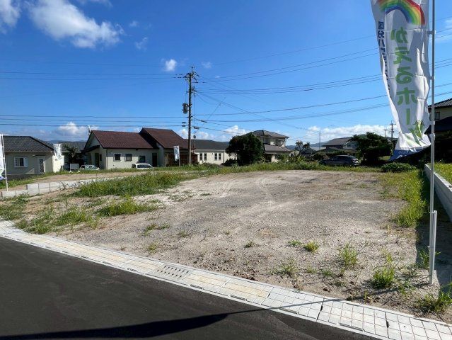 Land for Sale in Satsumasendai, Kagoshima - 85.46 Tsubo Plot - Thumbnail 2