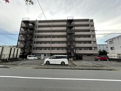 [Homes] Used apartment located 3.4km from JR Tokaido Line Numazu Station (Numazu City) (Property number: 3332336-0000909) — Image 1, Numazu, Shizuoka