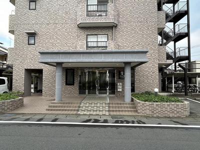 [Homes] Used apartment located 3.4km from JR Tokaido Line Numazu Station (Numazu City) (Property number: 3332336-0000909) — Image 3, Numazu, Shizuoka