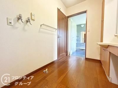 6SLDK Family Home on 105 Tsubo Corner Lot in Kashiba — Image 22, Kashiba, Nara