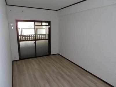 3LDK Apartment Near Aki-Aga Station in Kure City — Image 2, Kure, Hiroshima