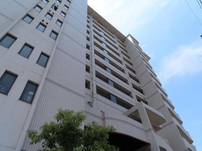 3LDK Apartment Near Aki-Aga Station in Kure City — Image 1, Kure, Hiroshima