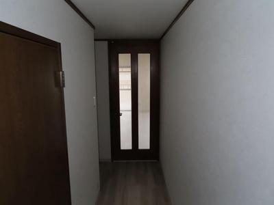 3LDK Apartment Near Aki-Aga Station in Kure City — Image 3, Kure, Hiroshima