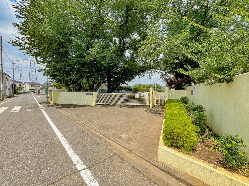 6LDK House for Sale in Higashimurayama, Tokyo - Thumbnail 3