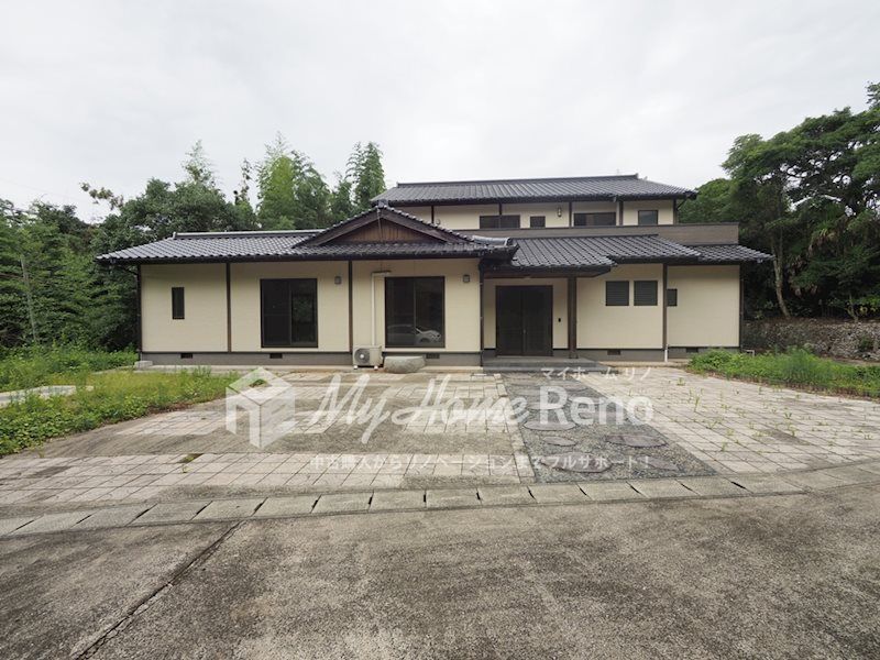 8SLDK Family Home in Karatsu with 1310sqm Land - Thumbnail 2