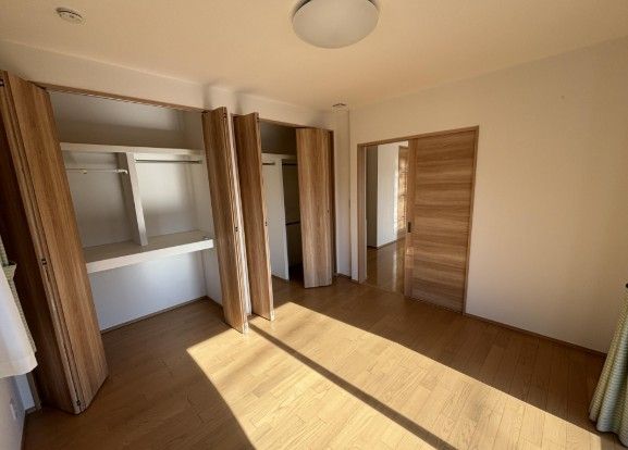 3LDK Tama Home with Solar Panels in Okayama's Naka Ward - Image 1