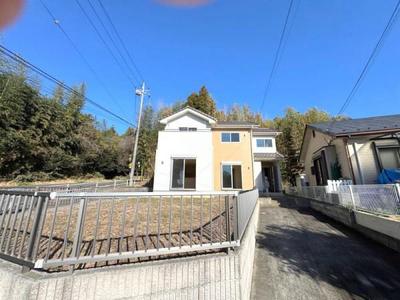 Renovated 4LDK House with Double Parking in Togane — Image 2, Togane, Chiba