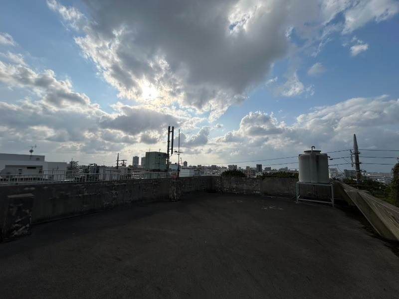 6LDK House for Sale in Naha's Furujima, Near Monorail - Thumbnail 4