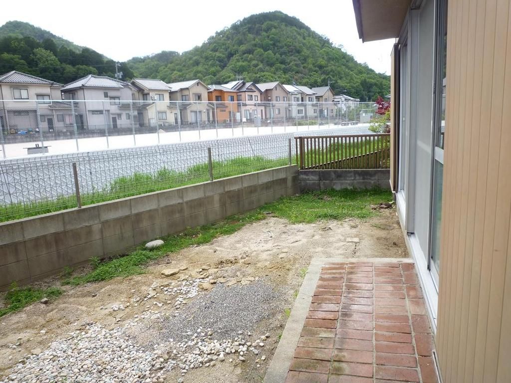 4DK House in Hiroshima's Asakita Ward - 480万円 - Thumbnail 2